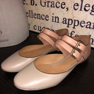 Chloe Flats